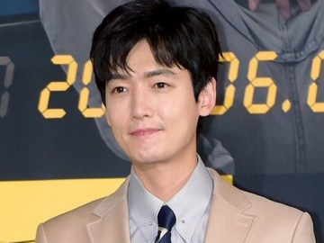 Jung Kyung Ho Dikabarkan Bakal Jadi Pemeran Utama di Drama Baru Bareng Yoo In Na