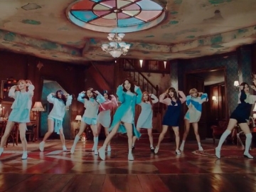 Pecahkan Rekor Girl Group, MV 'TT' Twice Tembus 400 Juta Penonton