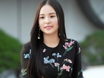 Min Hyo Rin Tampil Perdana di Publik Usai Nikahi Taeyang Big Bang, Netter Soroti Hal Ini