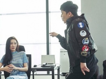 Kocaknya Seungri Harus Berhadapan dengan Sunmi Hingga Na Eun di Sitkom 'YG Future Strategy Office'