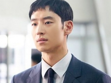 Bintangi ‘Where Stars Land’, Lee Je Hoon Dipuji Berikan Suasana Menyenangkan di Lokasi Syuting 