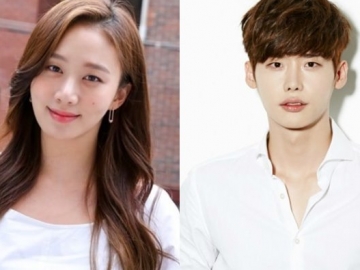 Dukung Drama Baru Go Sung Hee, Lee Jong Suk Kirim Truk Kopi & Tulis Pesan Kocak Ini