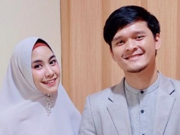 Hubungan Singkat, 8 Selebriti Indonesia Ini Yakin Untuk Segera Menikah