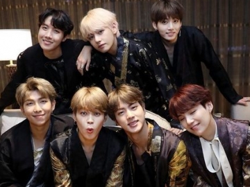 Absen di ‘Graham Norton Show’, Kocaknya Agensi Ikut Jahil Edit Foto Jimin Bersama Bangtan Boys