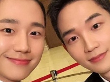 Unggah Selfie Bareng, Netter Makin Terkejut dengan Kemiripan Jung Hae In dan Kim Jung Hyun