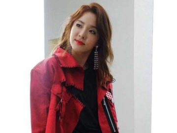 Tampil Stylish dengan Gaya Seperti Ini, Sandara Park Malah Buat Netter Takut? 