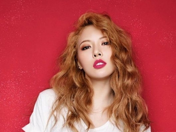 HyunA Beri Hadiah Buket Uang Saat Ibunya Ulang Tahun, Netter Kagum