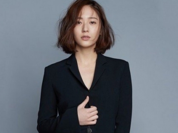 Rayakan Ultah ke-24 Tahun, Krystal f(x) Unggah Foto Masa Kecilnya yang Menggemaskan