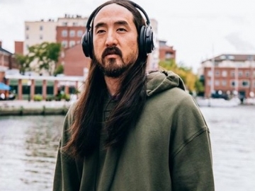 Sukses Kolaborasi Bareng BTS, Steve Aoki Ungkap Ingin Kerja Sama Bareng Dua Musisi K-Pop Ini