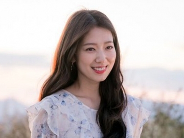 Baca Buku Hingga Belajar Bahasa, Ini Persiapan Park Shin Hye Untuk Drama 'Memories of the Alhambra