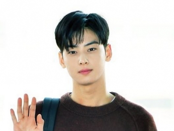 Tampil Kasual di Bandara, Gantengnya Cha Eun Woo Astro Bak Manekin Hidup