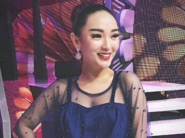 Heboh Muncul Foto Zaskia Gotik Bareng Artis Pria Ini, Netter Malah Sebut Rekayasa Edit Foto 