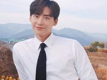 Begini Reaksi Lee Jong Suk Saat Tahu Akun Instagramnya Hampir Diretas Hacker