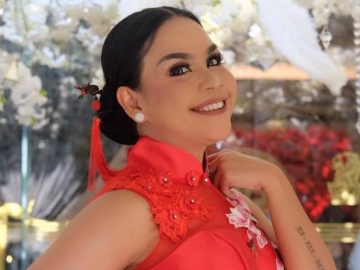 Temani Ayu Dewi Saat Pemakaman Sang Ibunda, Melaney Ricardo Tulis Ungkapan Belasungkawa Tuai Doa