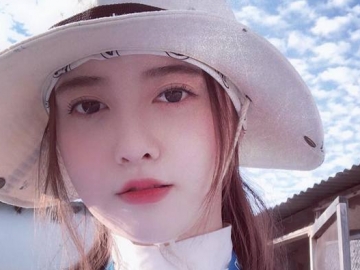 Jarang Terlihat di Layar Kaca, Goo Hye Sun Asyik Jadi Sukarelawan UNICEF di Afrika