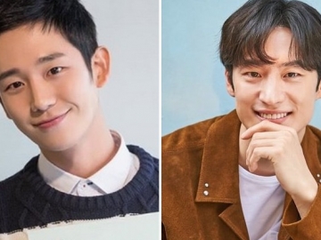 Berteman Dekat, Manisnya Senyum Jung Hae In Pose Bareng Truk Kopi Kiriman dari Lee Je Hoon