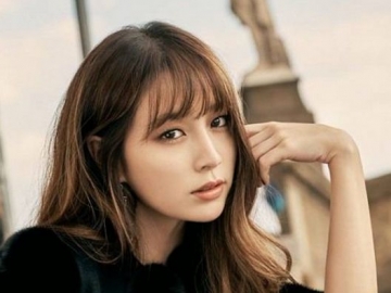 Lee Min Jung Syuting 'Fates and Furies', Manisnya Sang Anak Berikan Dukungan Seperti Ini