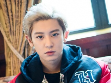 Sapa Fans Lewat Live Instagram, Chanyeol Sebut Kata 'Sayur Kol' Hingga 'Saya Tampan'