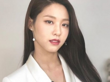 Seolhyun AOA Hadiri Gladi Resik 'Music Bank', Netter Kembali Cemaskan Kesehatannya & Kritik FNC
