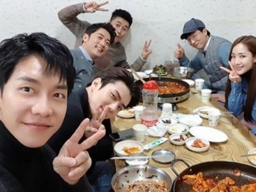 Cerianya Lee Seung Gi cs Saat Makan Bareng Bikin Fans Makin Tak Sabar Nantikan 'Busted!' Season 2