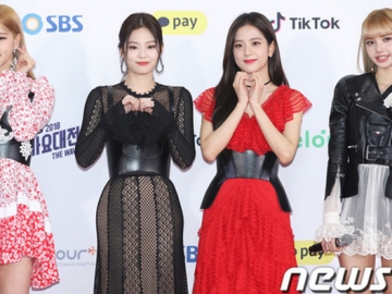 Glamor dan Jadi Sorotan, Busana Black Pink Saat Red Carpet SBS Gayo Daejun 2018 Berharga Fantastis