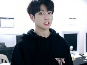 Diunggah di Twitter, Kemampuan Menggambar Ayah Jungkook BTS Buat Fans Terpukau