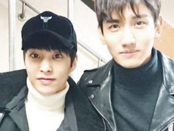 Intip Foto-Foto Changmin TVXQ & Xiumin EXO Saat Syuting untuk Episode Terbaru 'I Live Alone'