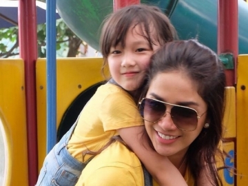Intip Penampilan Kece Elea Putri Ussy Sulistiawaty, Netter: Kayak Boneka Hidup