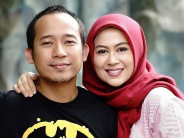 Usia Pernikahan Menginjak 13 Tahun, Istri Denny Cagur: Nanti Aku Kasih 'Isi Pulsa' Sepuasnya