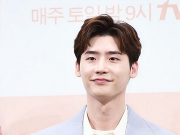 Dikabakan Bakal Wamil Akhir Bulan Februari, Agensi Lee Jong Suk Buka Suara