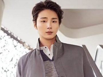 Super Romantis, Kejutan Spesial Yoon Shi Yoon untuk Mantan Pacar Ini Bikin Netter Meleleh