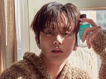 Pose Ganteng di Majalah Dazed, Pesona Yoo Seung Ho Sukses Pikat Fans