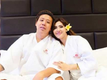 Rey Utami dan Suami Mendadak Hina Netizen Berpendidikan Rendah Gara-Gara Percaya Konten Horor