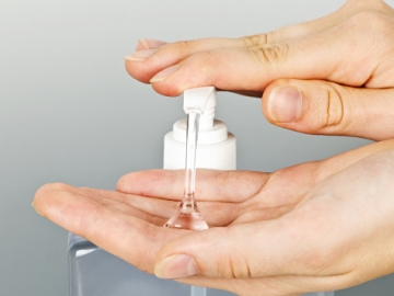 Wajib Tahu! 7 Kegunaan Tersembunyi dari Hand Sanitizer yang Bisa Sangat Membantu Kalian