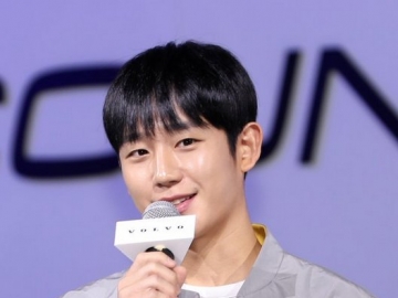 Jung Hae In Tampil Imut dengan Gaya Rambut Poni Bak Idol, Netter Malah Tanggapi Sinis