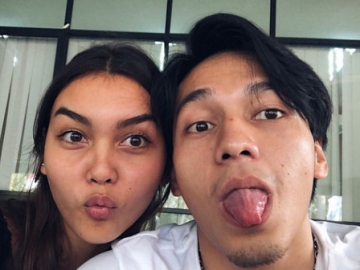 Jefri Nichol Kepergok Jalan Bareng Caitlin North Lewis, Netizen: Jangan Hoax