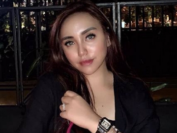 Salmafina Sunan Ternyata Berhijab Lagi Saat ke Kantor Polisi, Netter: Enak Banget Lepas-Pakai