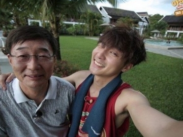 Sudah Larang Anaknya Dekat dengan Jung Joon Young, Ayah Roy Kim Ungkap Permintaan Maaf