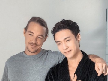 Bahagia Ketemu Diplo dan Foto Bareng, Lay Justru Bikin Penggemar Salah Fokus