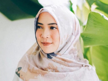 Sambut Bulan Ramadan, Fitri Tropica Kenang Momen Awal Berhijab Satu Tahun Lalu