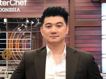 Biasa Tampil Kalem, Chef Arnold Ternyata Jauh Lebih Kasar dan Suka 'Ngegas' Ketimbang Chef Juna