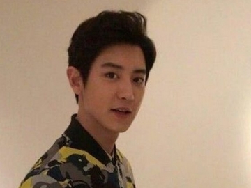 Ubah Warna Rambut Jadi Putih, Chanyeol Dipuji Makin Tampan Hingga Disebut Mirip Kakek-Kakek