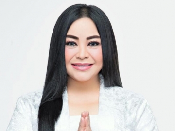 Namanya Lama Tak Terdengar, Annisa Bahar Diam-Diam Nikah Siri Sama Berondong?