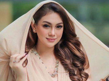 Celine Evangelista Sempat Ketakutan Sebelum Memakai Hijab, Kenapa?