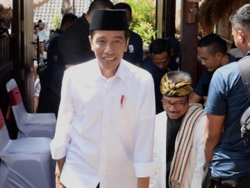 Presiden Jokowi Kirim Doa Untuk Mendiang Ustaz Arifin Ilham