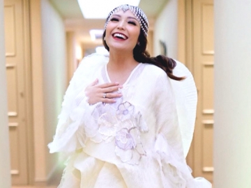 Tampil Cantik Bak Princess Jasmine di Film ‘Aladdin’, Ayu Dewi Sukses ‘Sihir’ Netter