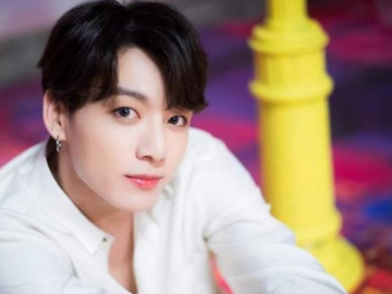 Lakukan Siaran Langsung, Jungkook Diteror Telepon dari Sasaeng Fans dan Bikin ARMY Ikutan Meradang