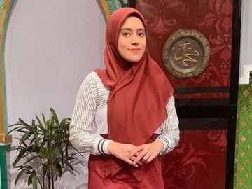 Fairuz A. Rafiq Akhirnya Meneteskan Air Mata, Tak Tahan 'Aib' Dibongkar Mantan Suami?