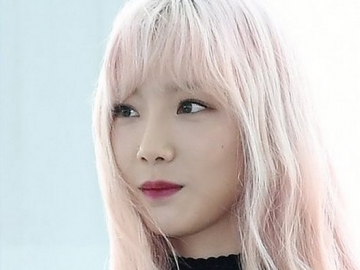 Tampil Bak Peri dengan Gaya Rambut Pink, Tae Yeon SNSD Justru Dibilang Mirip Jo Kwon