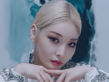 Pakai Busana Super Pendek di 'M Countdown', Penampilan Chungha Bikin Netter Langsung Ilfil